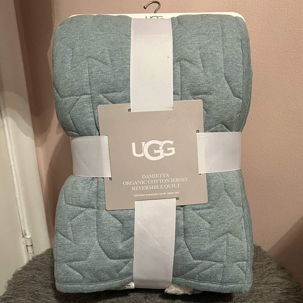 NWT - UGG Damietta Organic Cotton Jersey Reversible Quilt - Succulent Heather